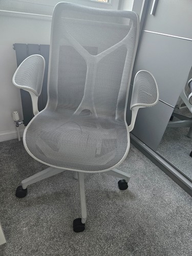 Herman miller cosm high back - herman,